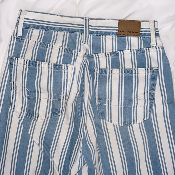 AMERICAN EAGLE STRIPED MOM JEAN - Picture 6 of 7